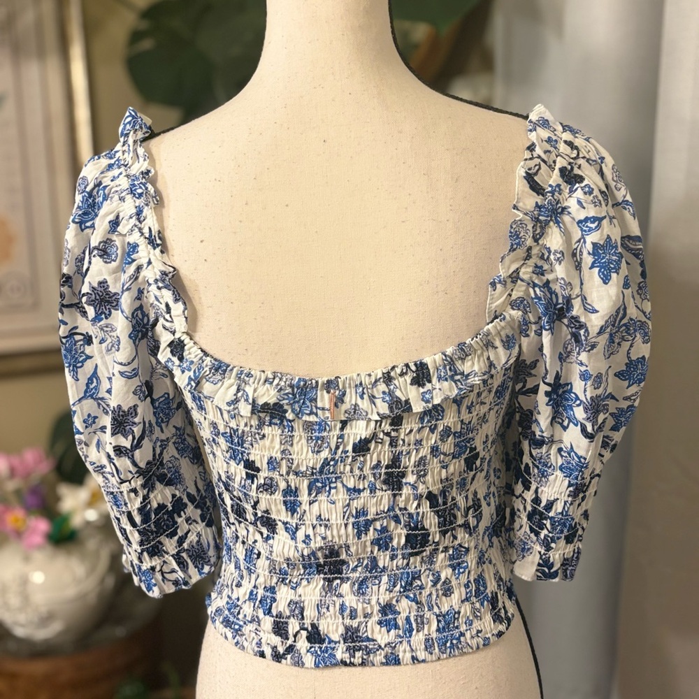NWT MISA Abbey Floral Smocked Blue and White Blouse - Picture 5 of 9